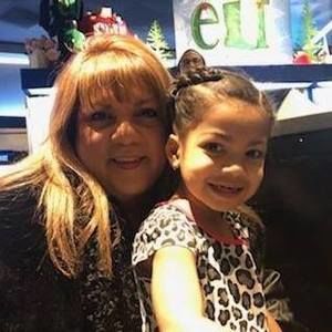 Meet your Posher, Mayra